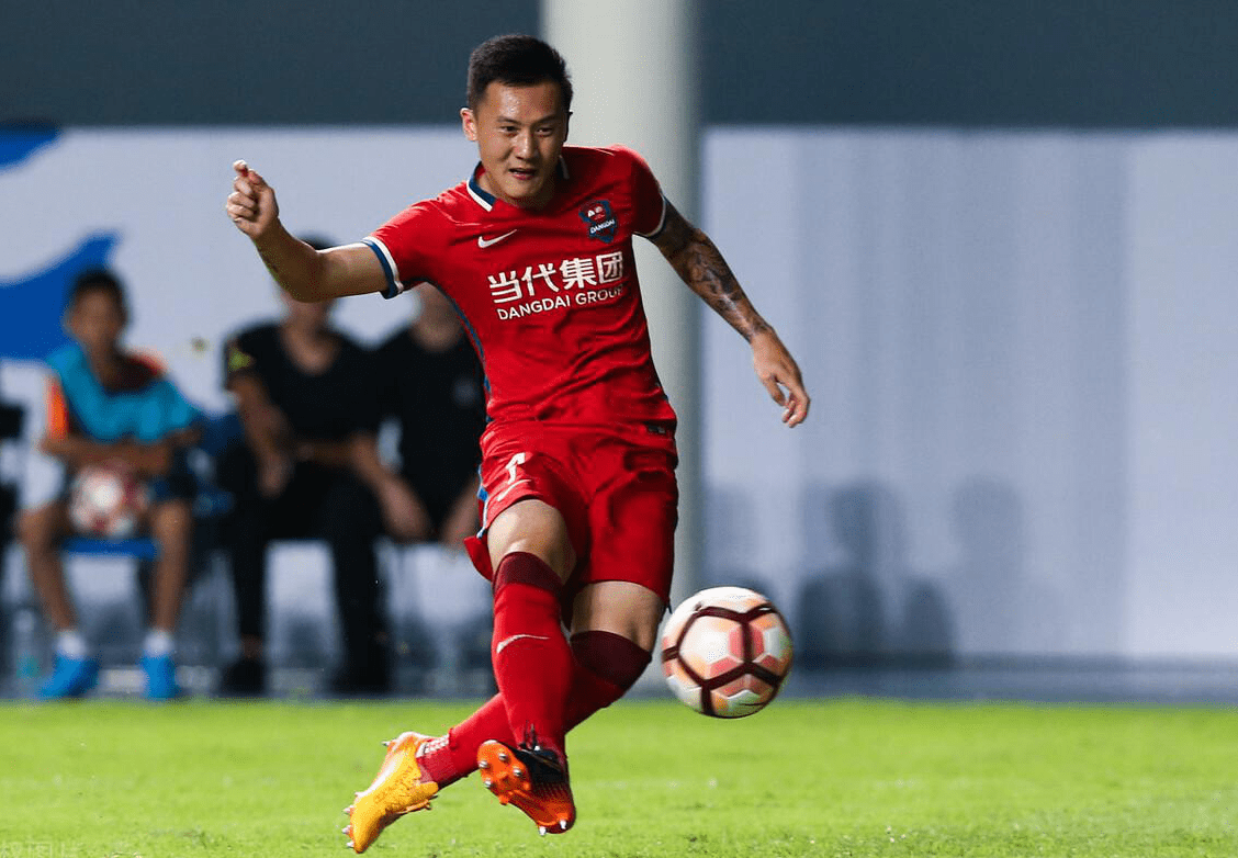 乐鱼体育官方网站-转会期北京国安调整名单以备NBA季后赛尤文图斯更衣室发声备战西甲，媒体一致点评：清晨迈阿密热火手感冰凉(北京国安官方宣布新任主帅上任)