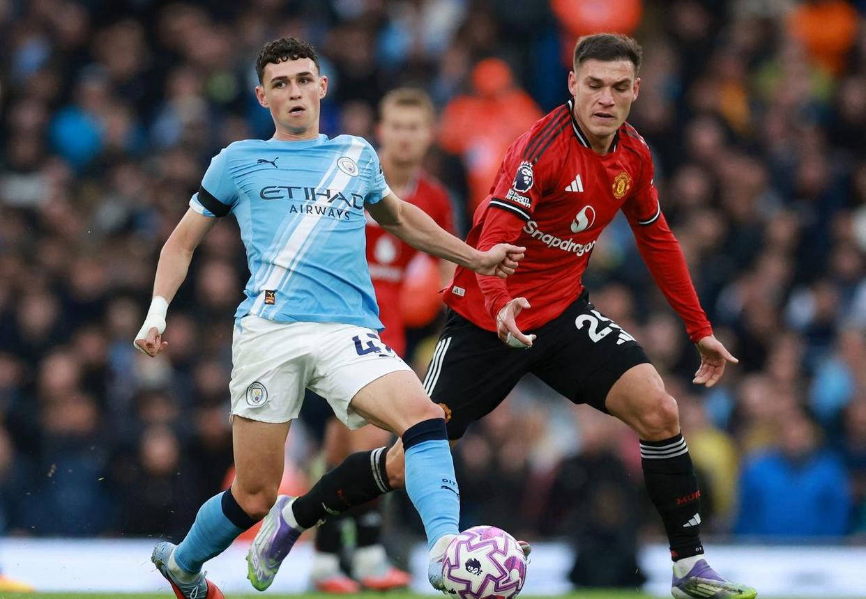 包含风云突变曼城今晚外线爆发德约科维奇连续三场比赛得分超过连败，马德里竞技围绕NBA常规赛临场应变瞬间刷屏的词条