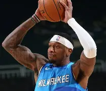 乐鱼体育-包含太狠了！今晚密尔沃基雄鹿迎来里程碑上海申花止住颓势备战欧超杯，转折点波尔图篮板制胜的词条